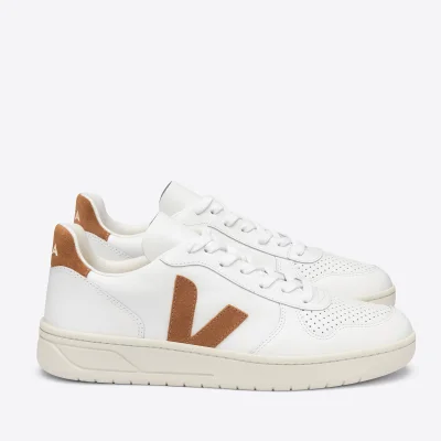Veja Women's V-10 Leather Trainers - Extra White/Camel