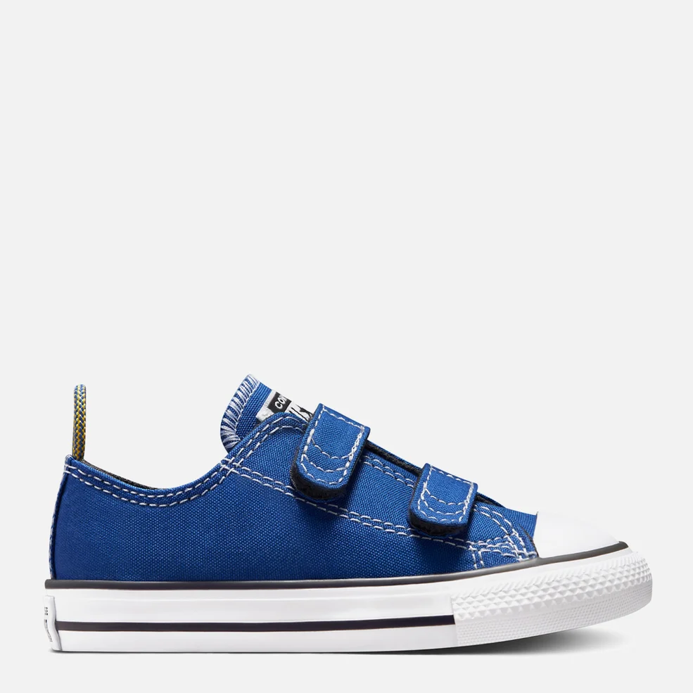 Converse Toddlers' Chuck Taylor All Star 2V Trainers - Game Royal/Storm Wind/Amarillo Image 1