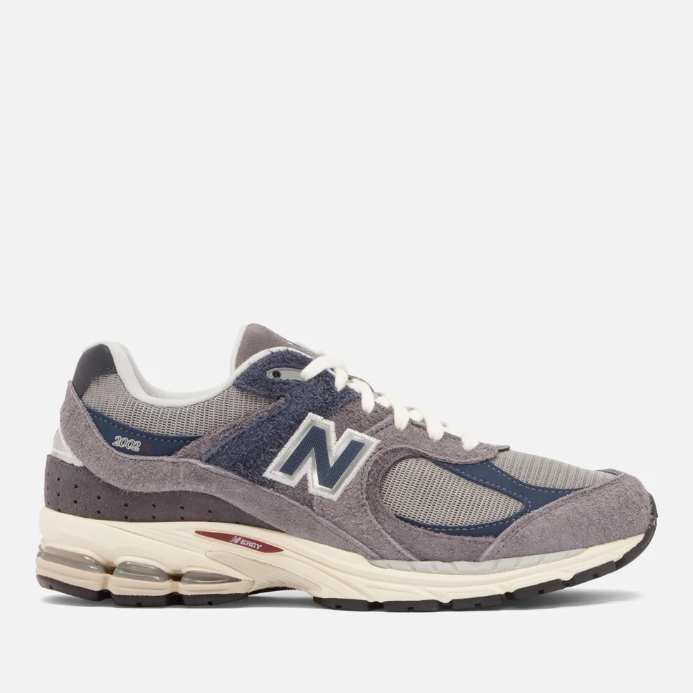 New Balance Men's 2002r Suede and Mesh Trainers - UK 7 Image 1